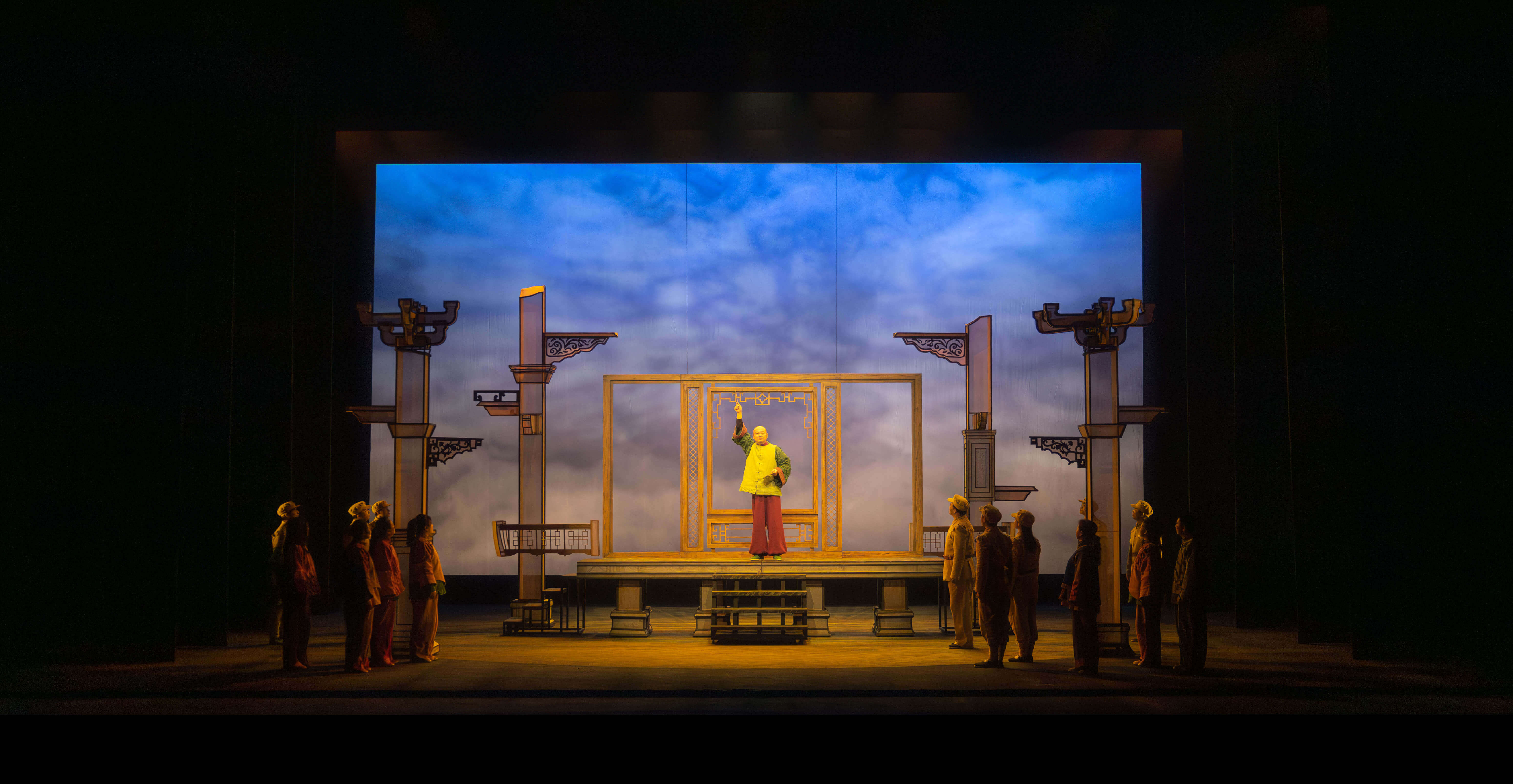 滑稽戏《万象归春》