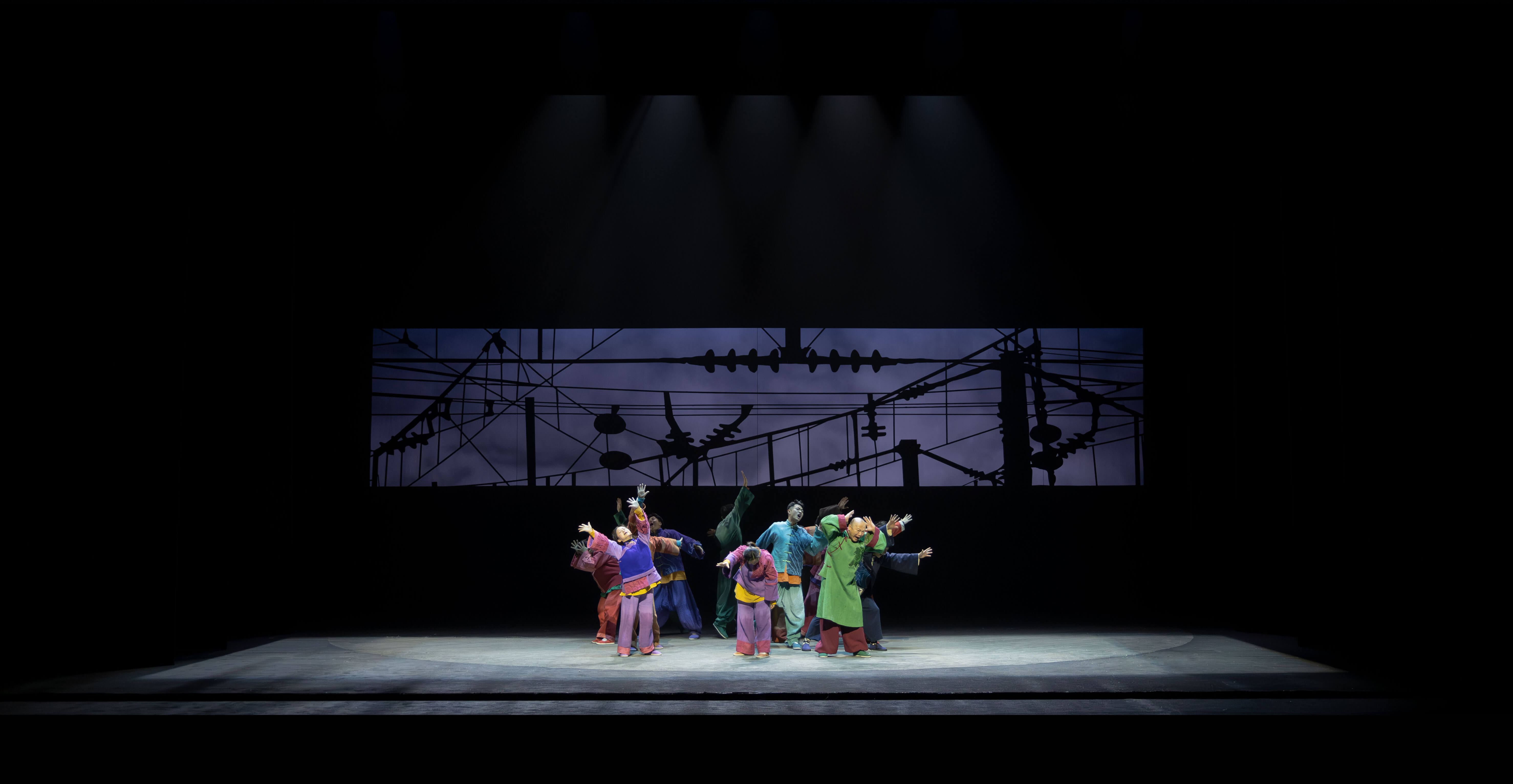 滑稽戏《万象归春》