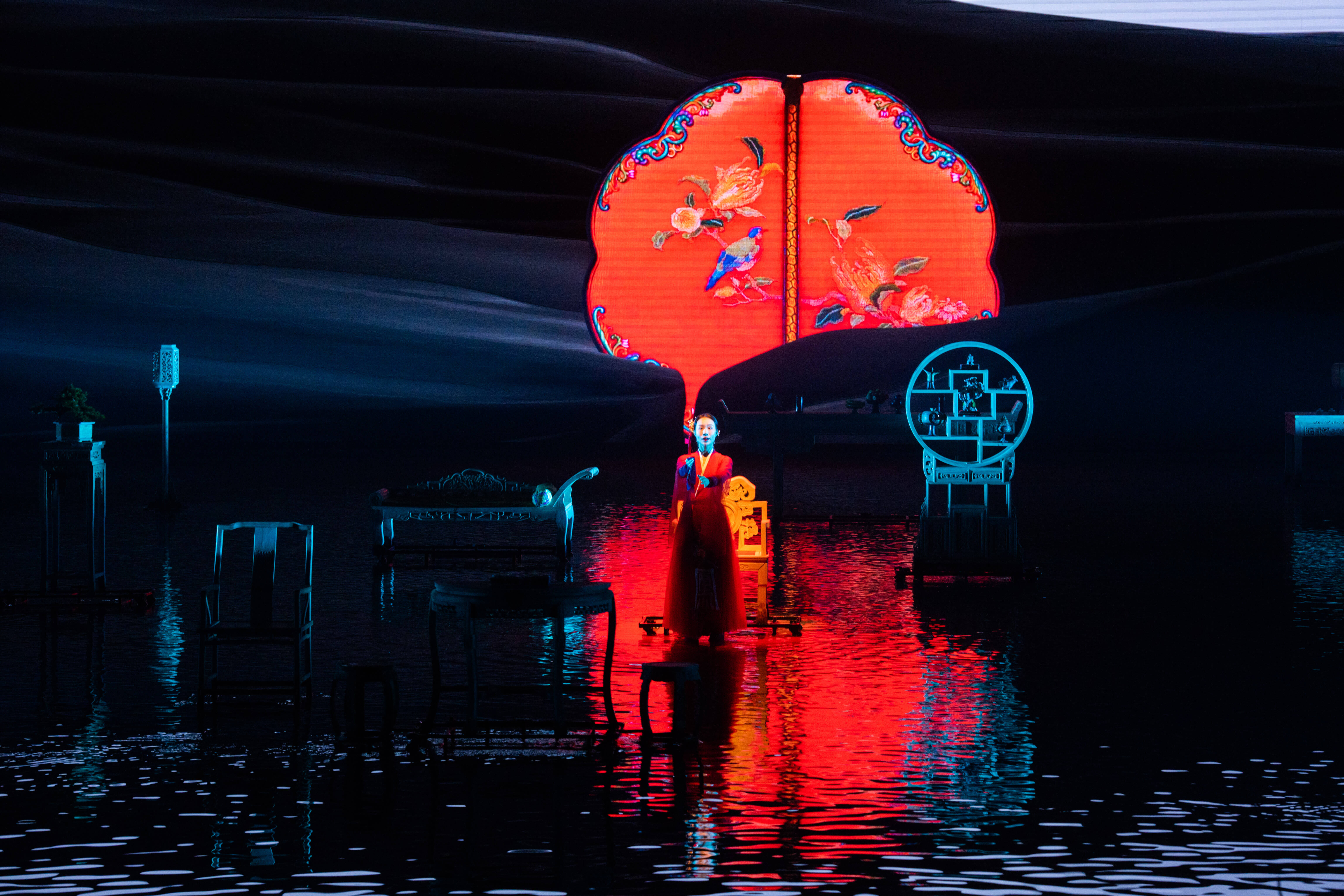 只有红楼梦·戏剧幻城