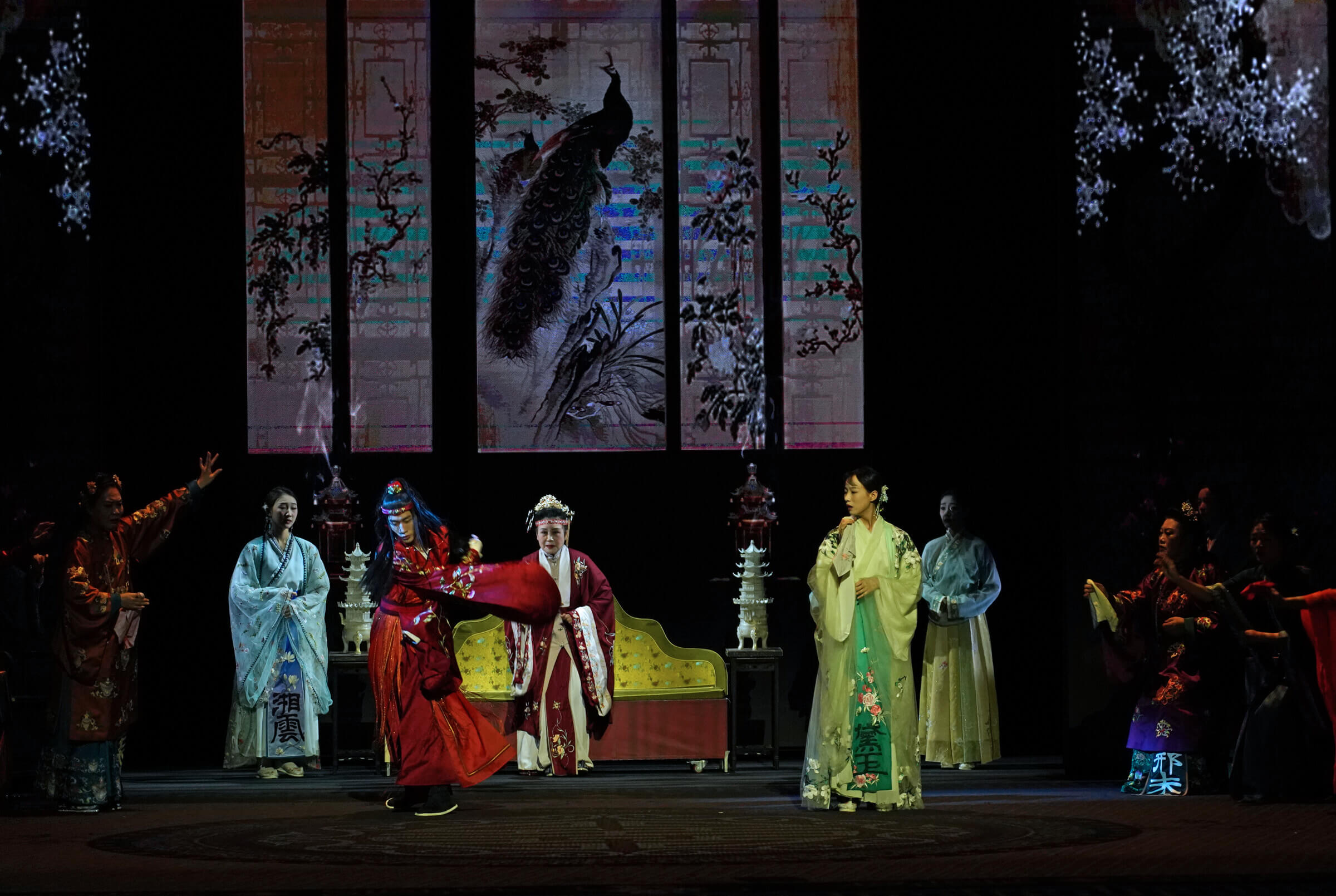 只有红楼梦·戏剧幻城