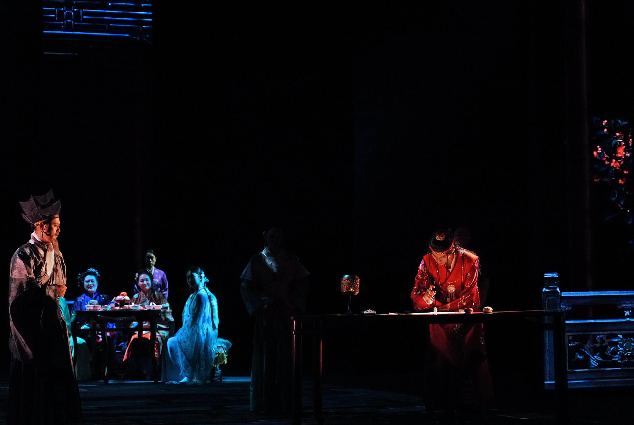 只有红楼梦·戏剧幻城